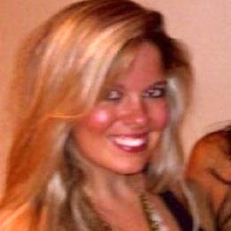 Stephanie Yeager Photo 17