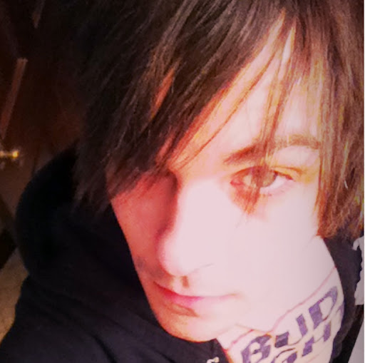 Daniel Gill Photo 10