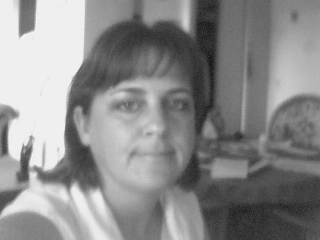 Louise Davis Photo 2