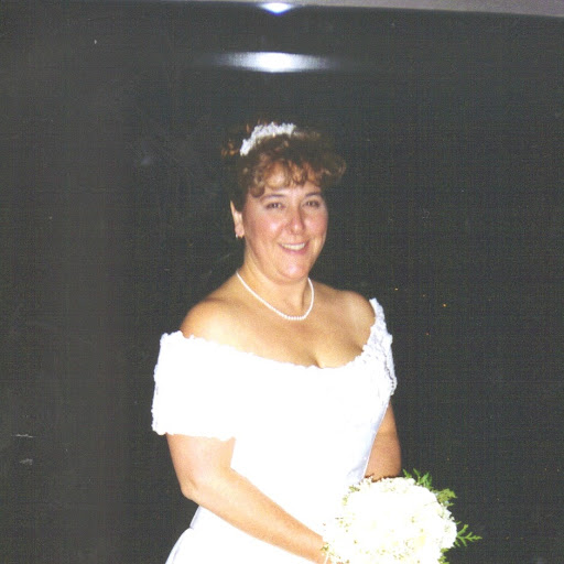 Anita Holland Photo 36