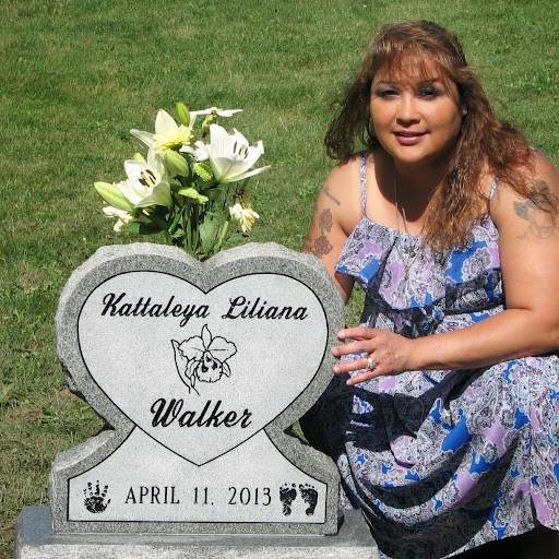 Billie Walker Photo 3