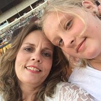 Michele Hoover Photo 16
