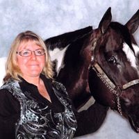 Julie Pahl Photo 17