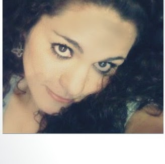 Brenda Moncada Photo 17