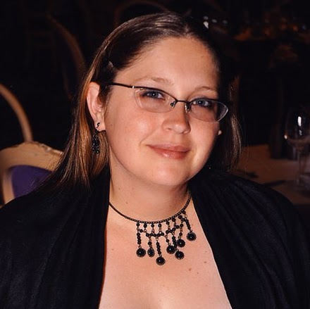 Samantha Elliott Photo 12