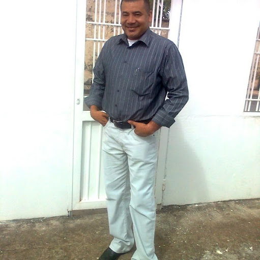 Jose Tineo Photo 30