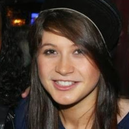 Bethany Simpson Photo 36