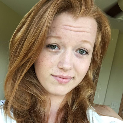 Alice Larson Photo 30