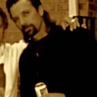 Robert Lennox Photo 28