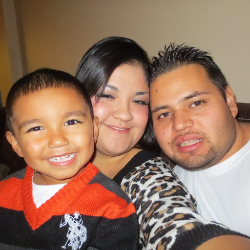 Melissa Yanez Photo 28