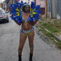Vanessa Pilgrim Photo 10