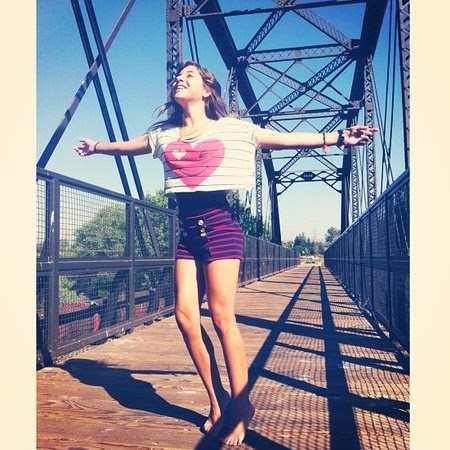 Tara Goodwin Photo 34