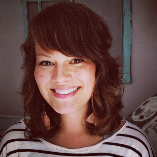 Laura Stafford Photo 42