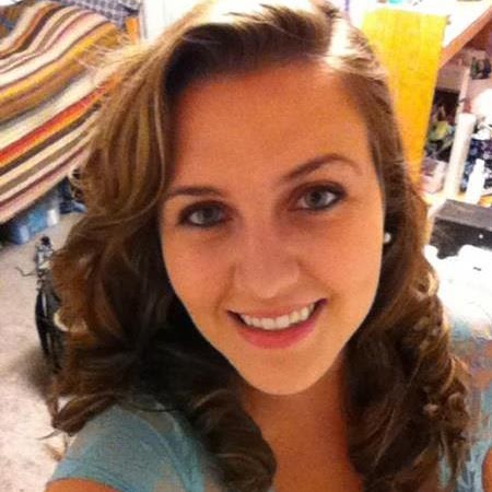 Victoria Cain Photo 34