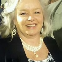 Belinda Williams Photo 35