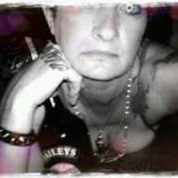 Debbie Michael Photo 20