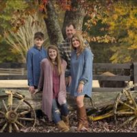 Kelly Adams Photo 40