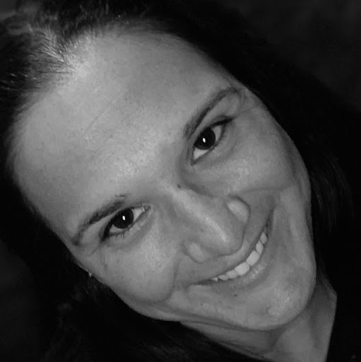 Amy Shandera Photo 3
