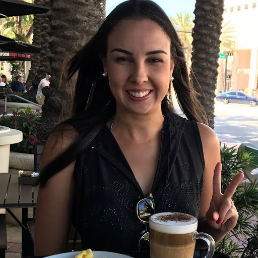 Izabela Costa Photo 17