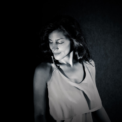 Sandra Peralta Photo 9