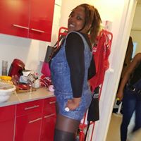 Erica Prince Photo 16