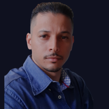 Alexander Gomes Photo 30