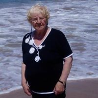 Tina Murray Photo 3