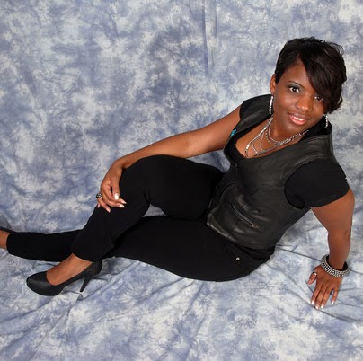 Chantell Williams Photo 13