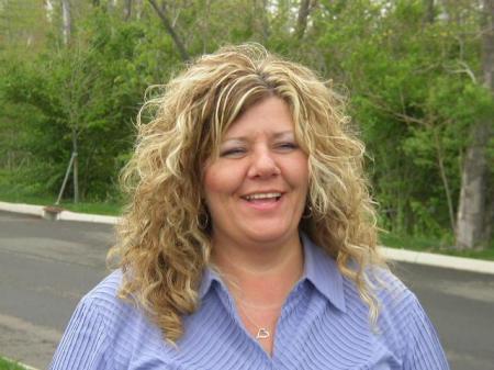 Vickie Wells Photo 21