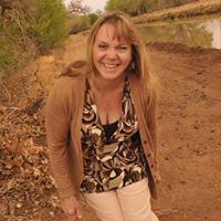Vicki Dean Photo 15