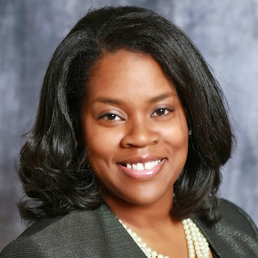 Adrienne Allen Photo 37