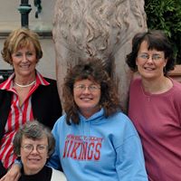 Sandy Pierce Photo 23