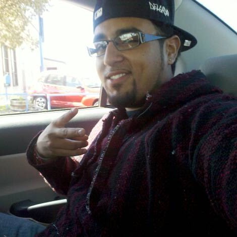 Robert Delgado Photo 30
