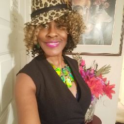 Martha Chapman Photo 26