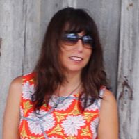 Laurie Nicholas Photo 7
