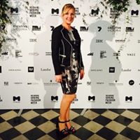 Jacqui Warren Photo 17