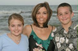 Holly Bryant Photo 12