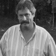 Dennis Heath Photo 30