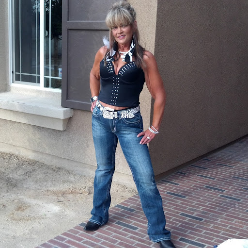 Debbie Peterson Photo 8