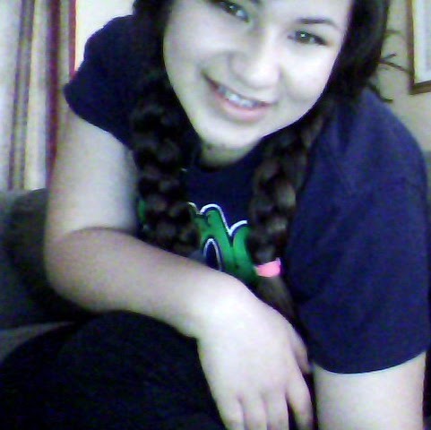 Ana Alvarado Photo 42