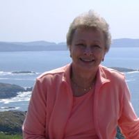 Helen Casey Photo 25