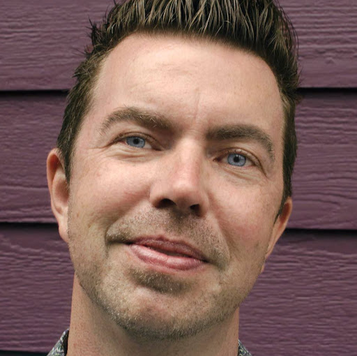 Travis Lowe Photo 28