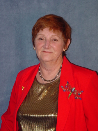 Barbara Mills Photo 3