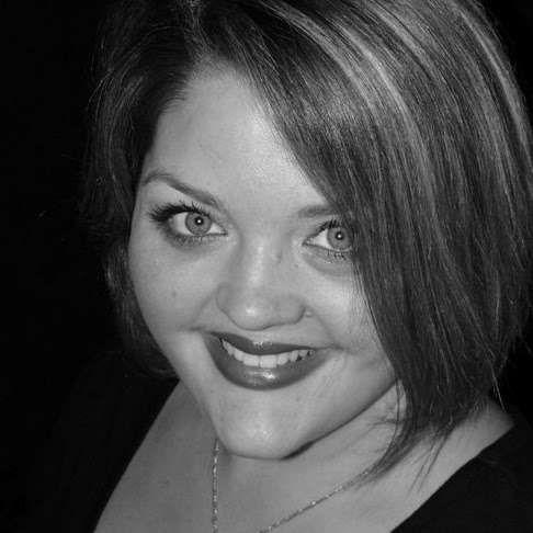 Amy Cain Photo 35