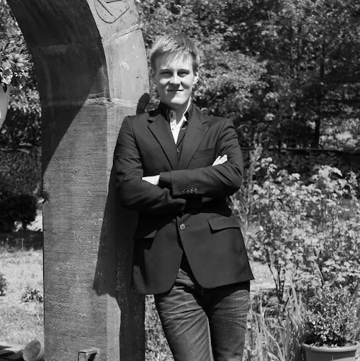 David Schneider Photo 37
