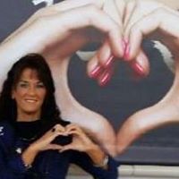 Dana Roberts Photo 36