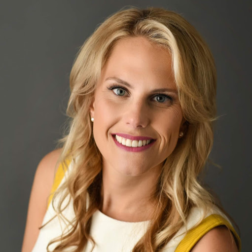 Jennifer Bell Photo 40