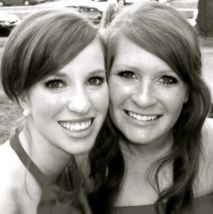 Amy Larson Photo 32