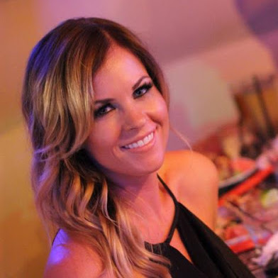 Jennifer Hoke Photo 21