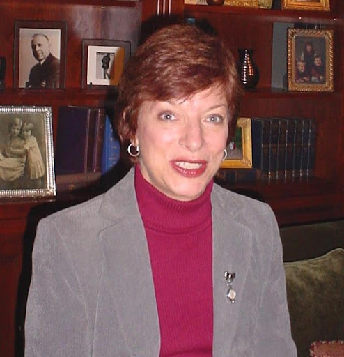 Jane Kendall Photo 7
